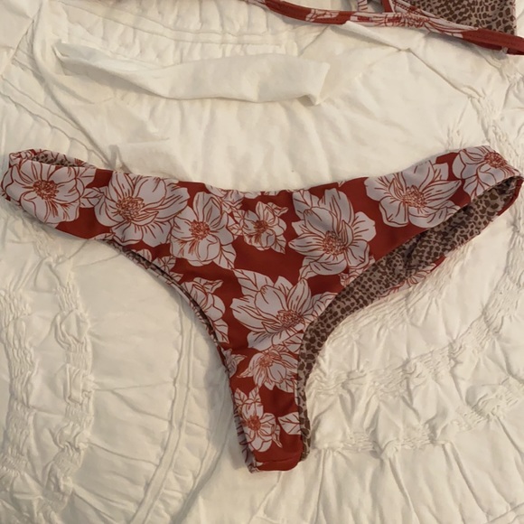 acacia swimsuit - Picture 4 of 6